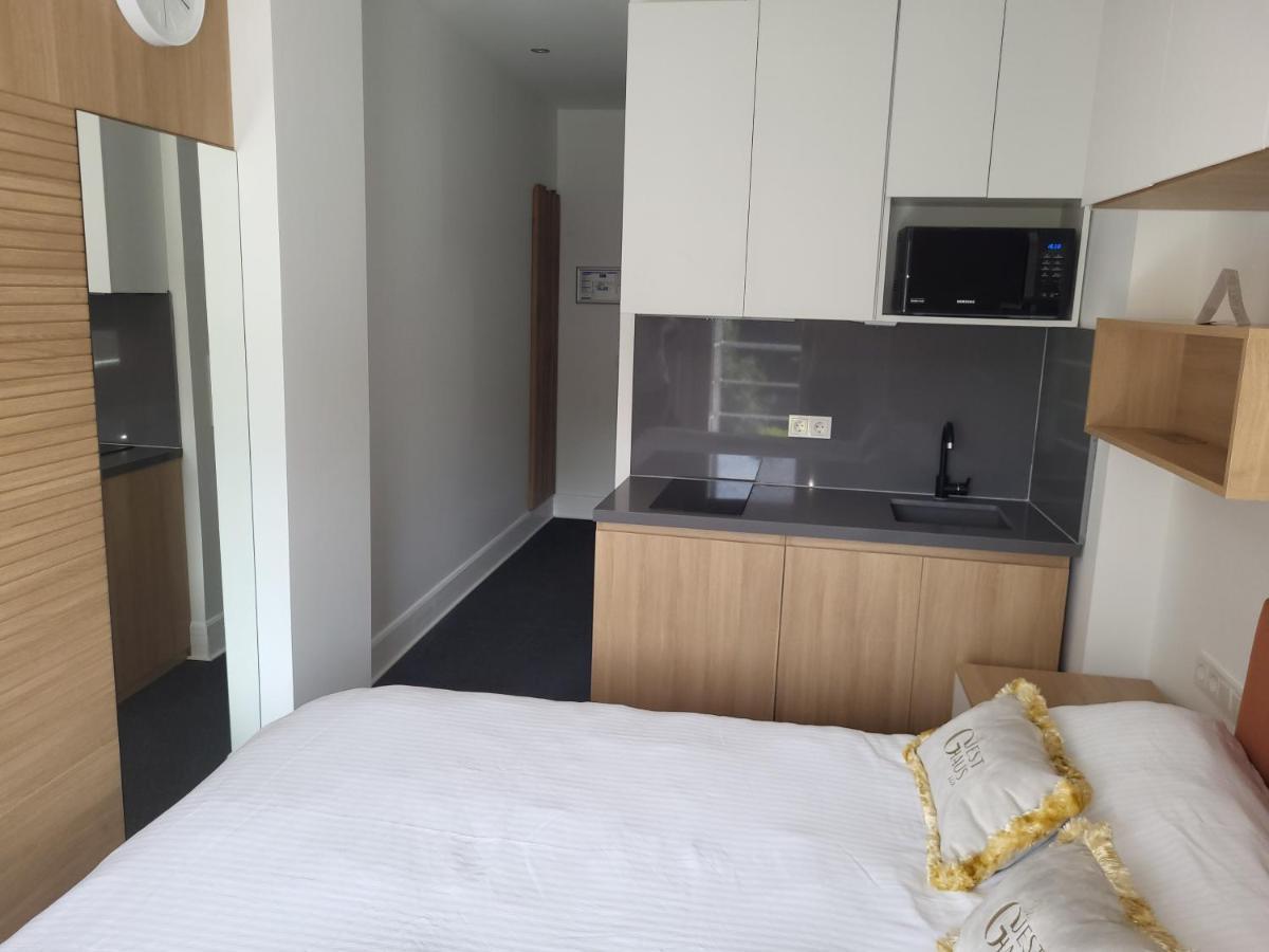 Guesthaus 2 Hotell Dudelange Eksteriør bilde