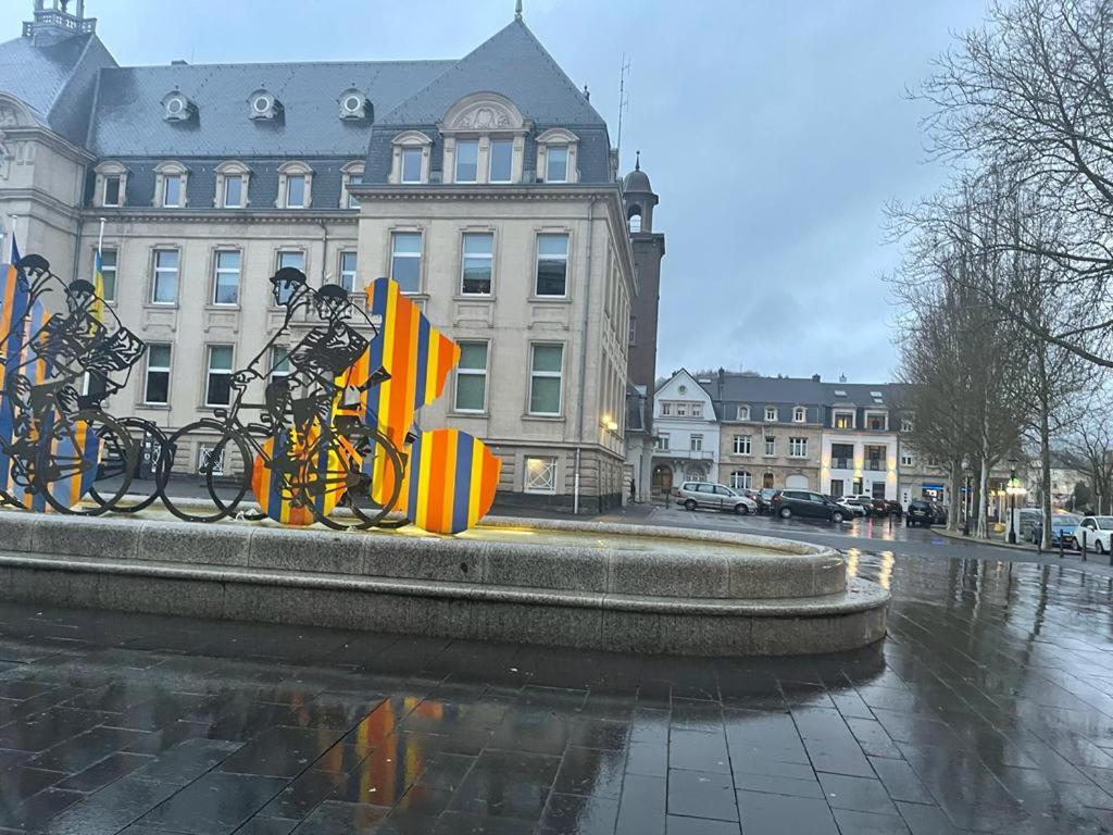 Guesthaus 2 Hotell Dudelange Eksteriør bilde