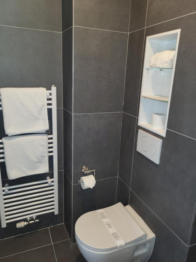 Guesthaus 2 Hotell Dudelange Eksteriør bilde